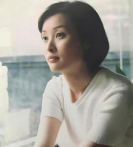 吴越：从小三到独立女性，52岁的人生选择与心路历程